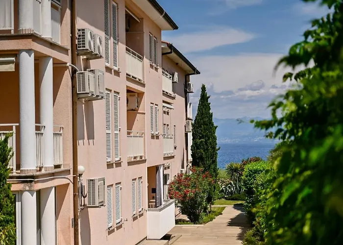 Apartman Luxury Balu 18 Near The Sea *