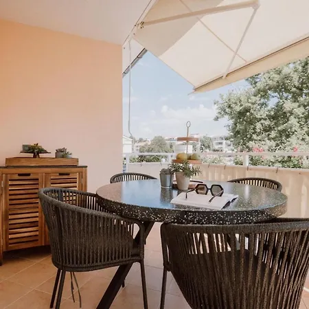 Luxury Balu 18 Near The Sea
